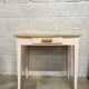 Petite table de ferme rénovée ou bureau