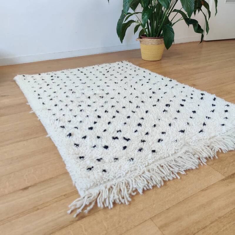 Black polka dot rug in wool 100x150 cm