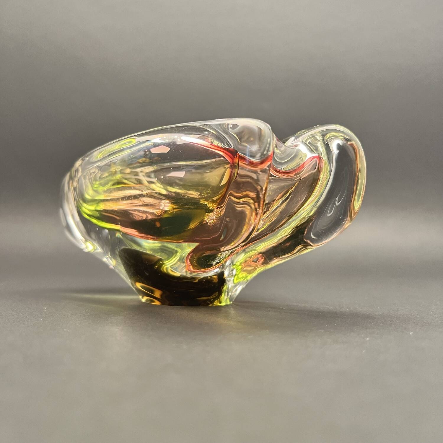 Art glass ashtray attributed to Josef Rozinek for Novy Bor, 1960.