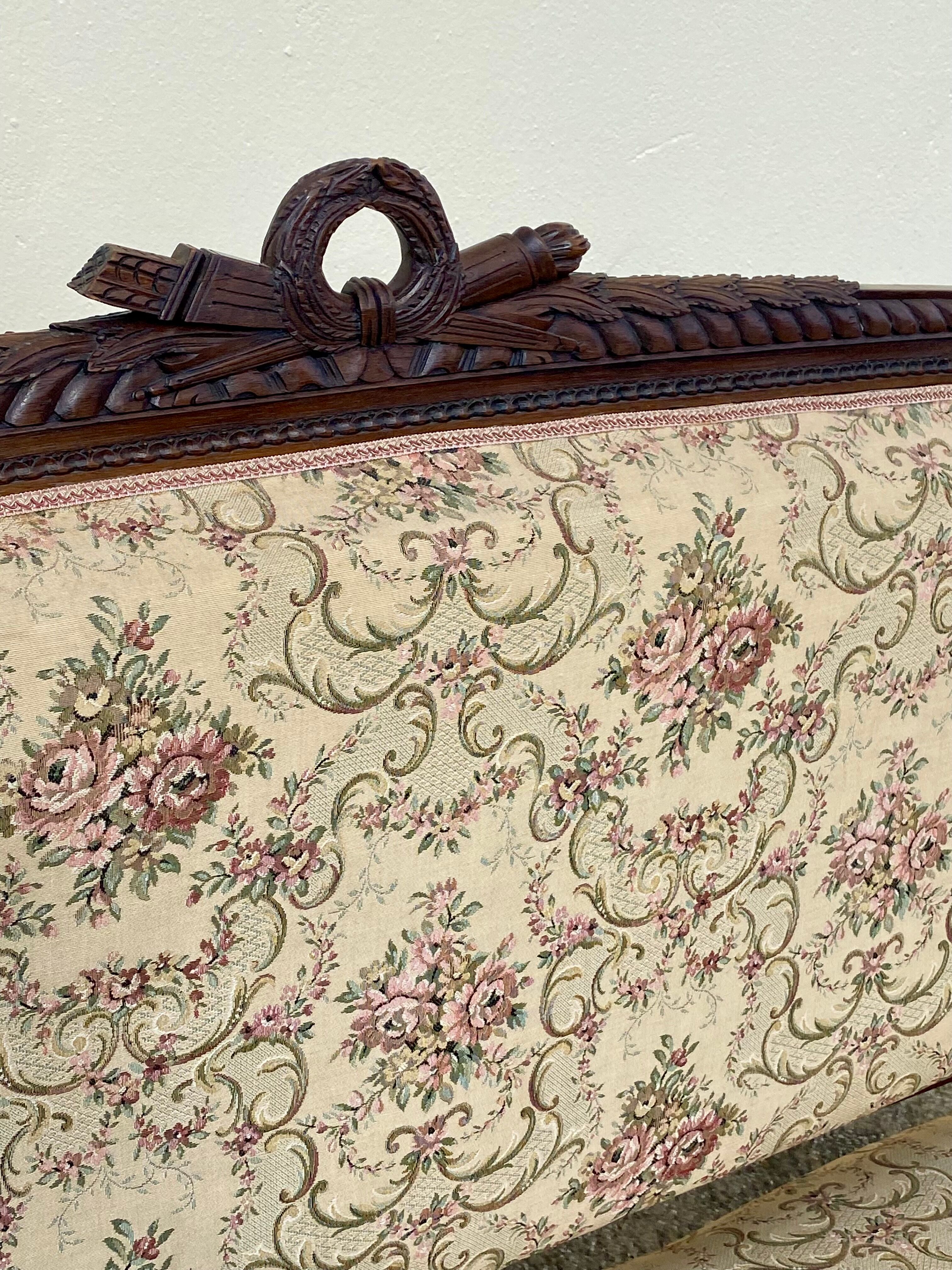 Wooden bench Louis XVI style