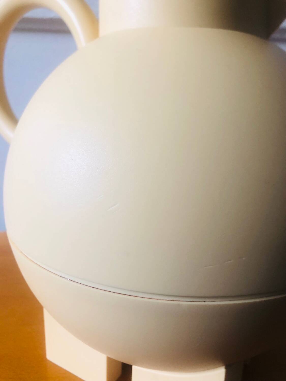 Carafe Euclid par Michael Graves pour Alessi