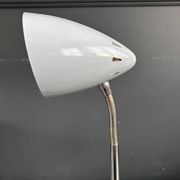 Vintage desk lamp Kompernass adjustable in pearl grey lacquered metal.
