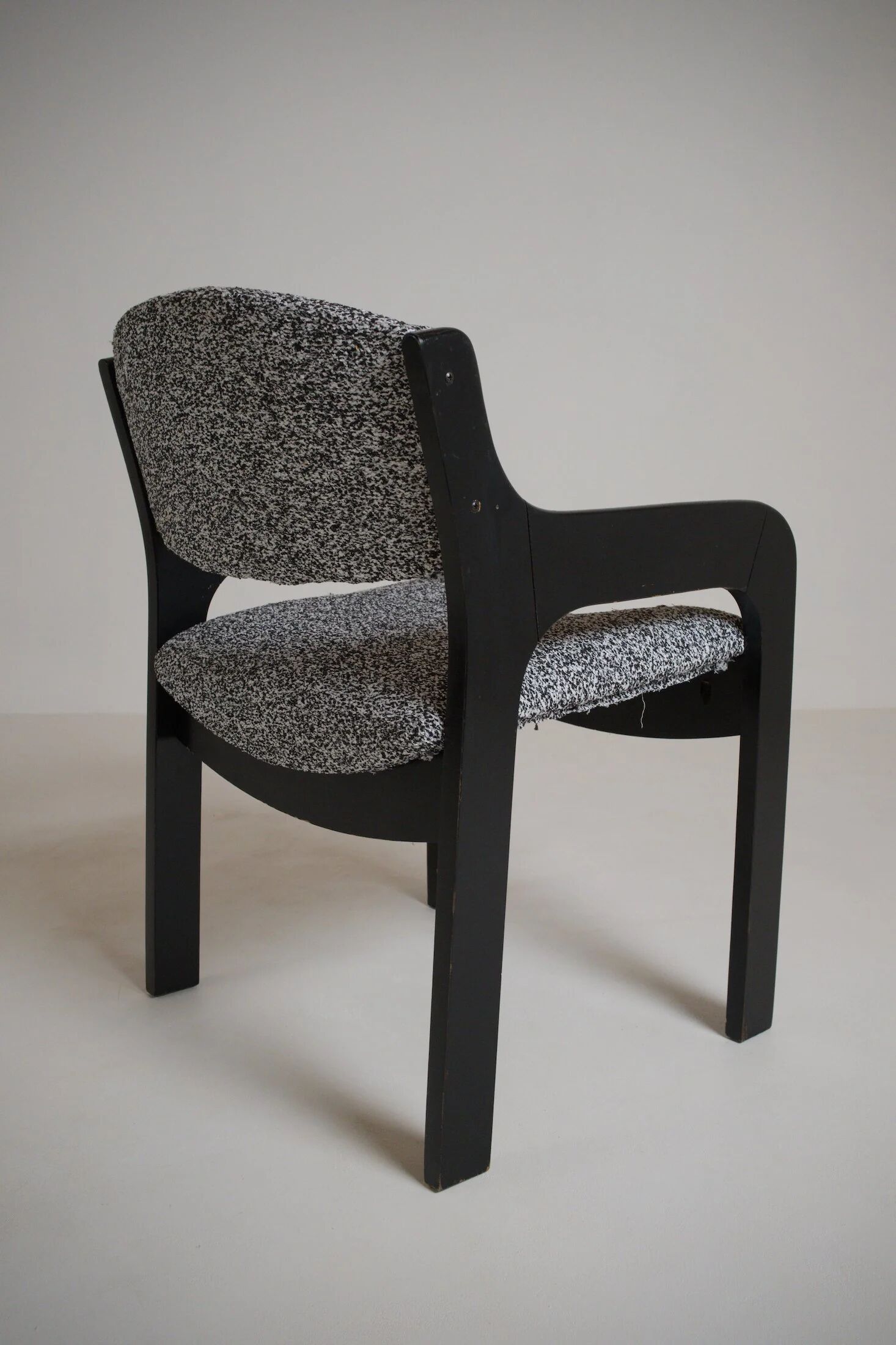 Chaise dans le goût de Eero Aarnio