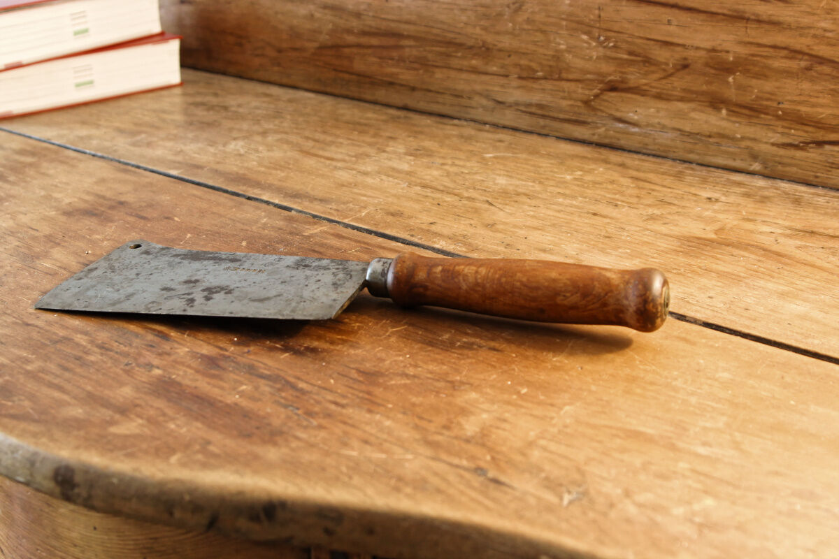 Butcher leaf Opinel