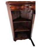 Armoire d’angle antique de l’empire tardif avec étagères en acajou des années 1840