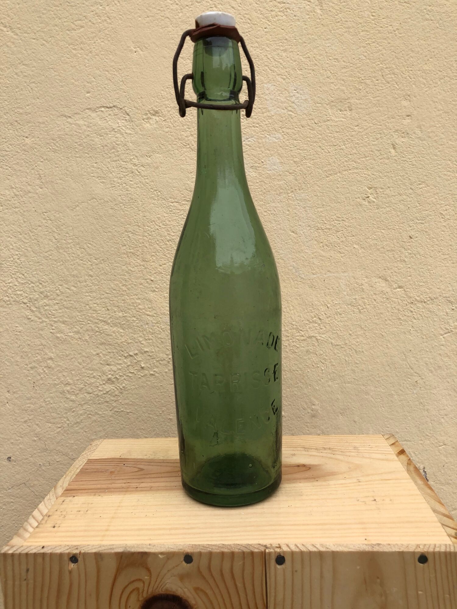 Lot 4 bottles old beers and lemonades blown glass and bistro porcelain