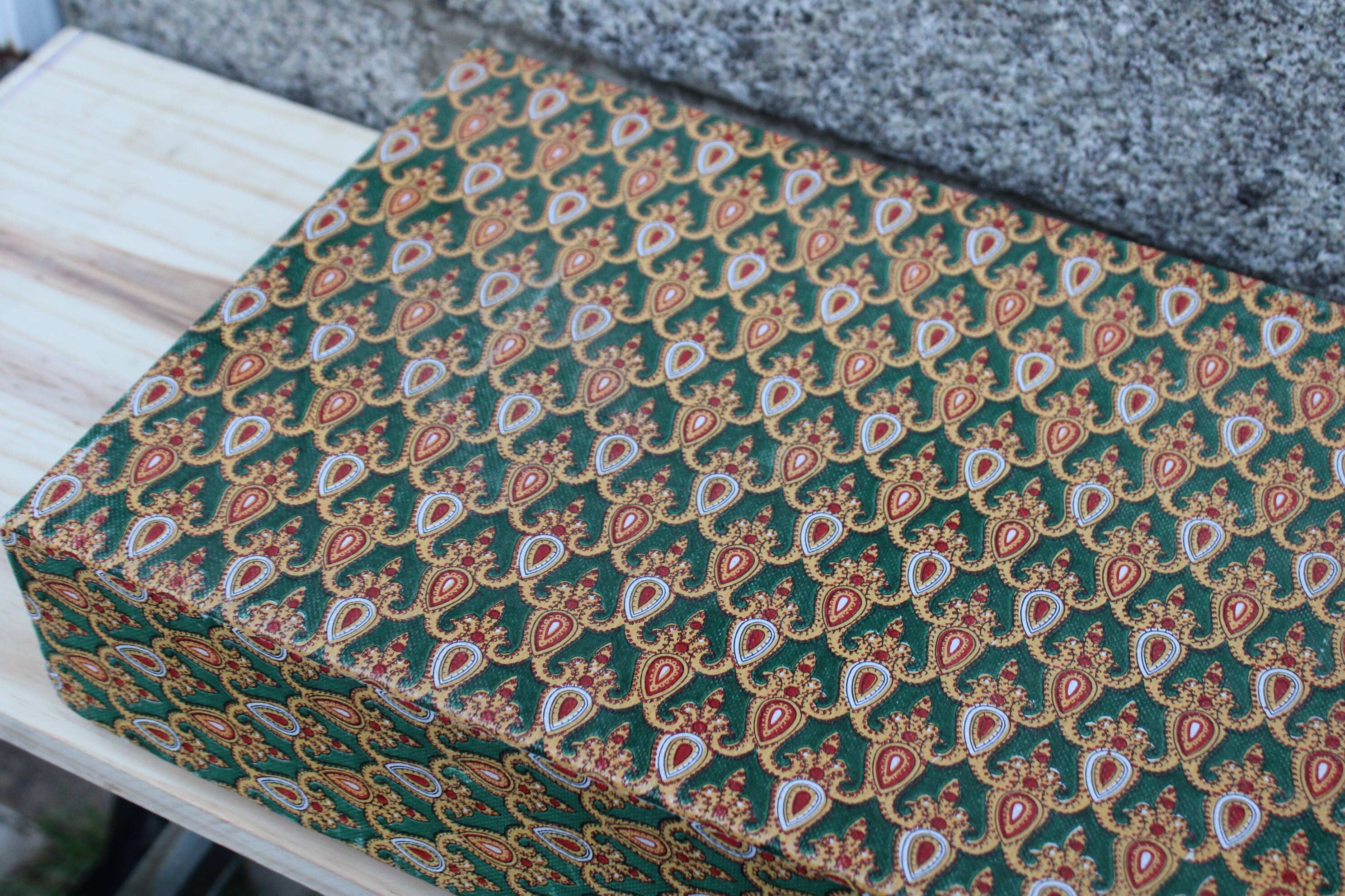 Bavarian crystal decanter + 8 glasses – with original box