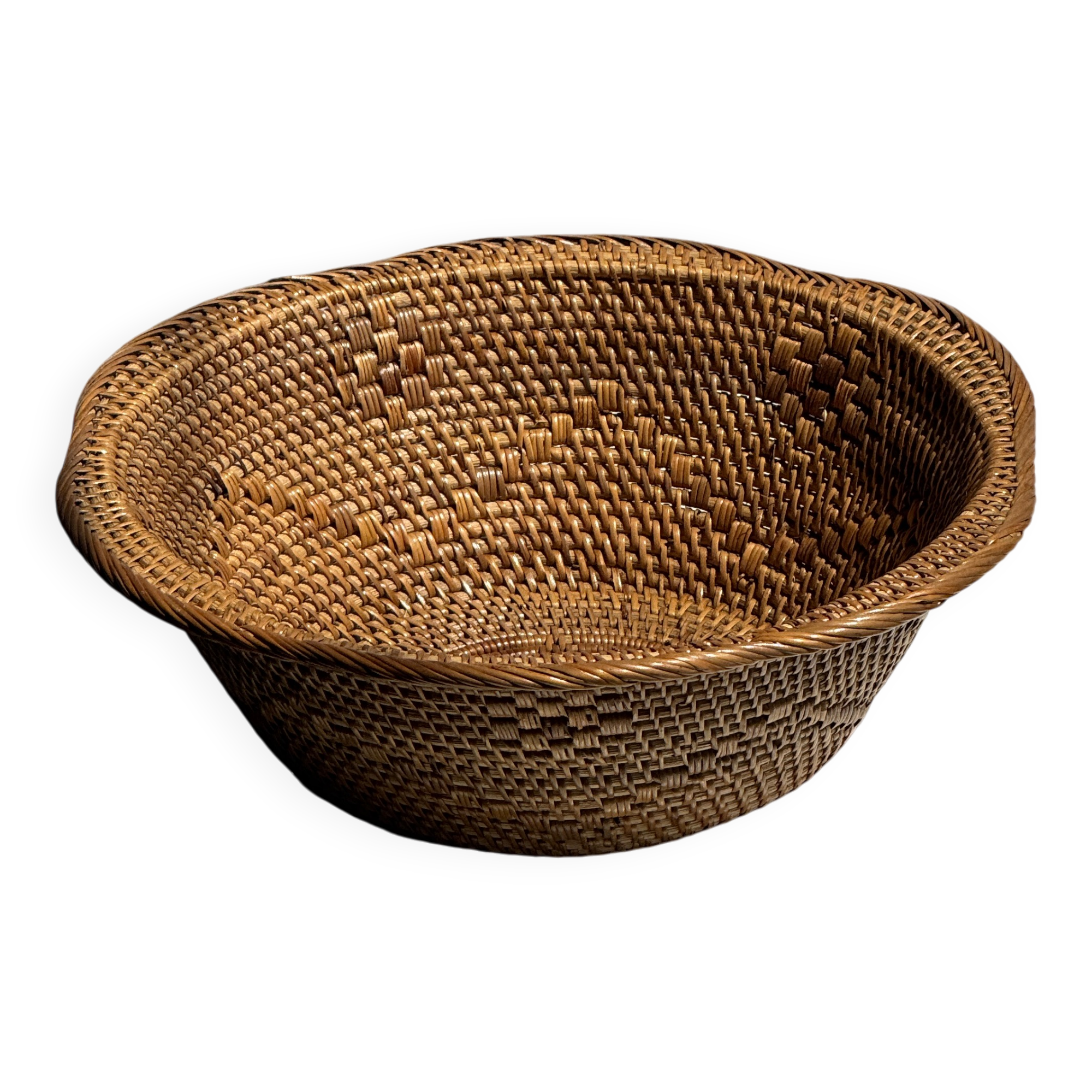 Handcrafted Indonesian rattan flower-shaped basket D26 H8