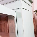 Old showcase