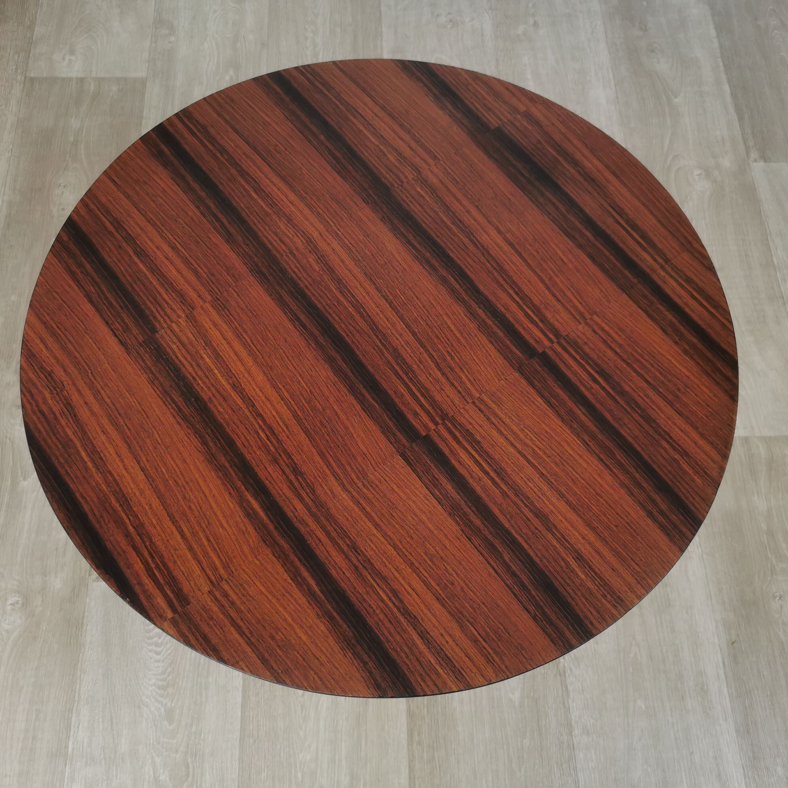 Table basse tripode