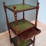 Auxiliary shelf