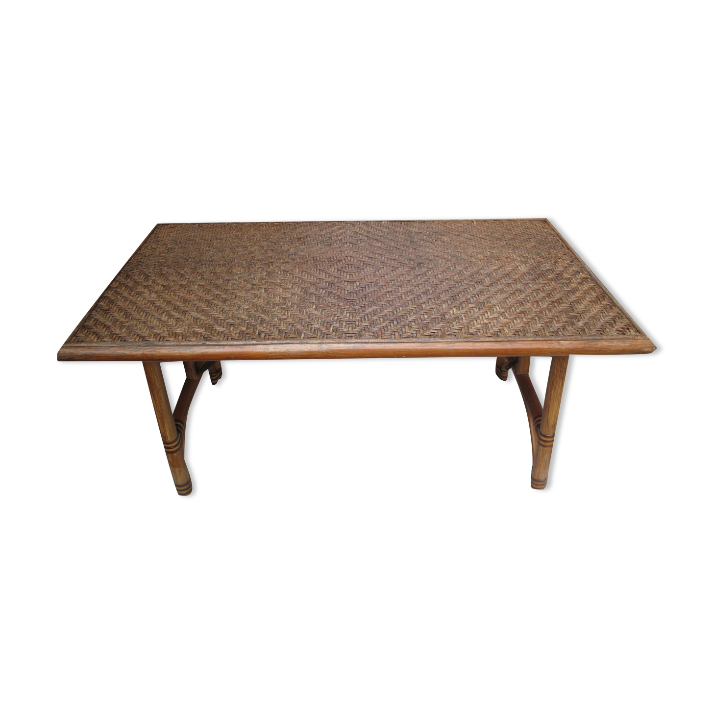 Folding rattan coffee table