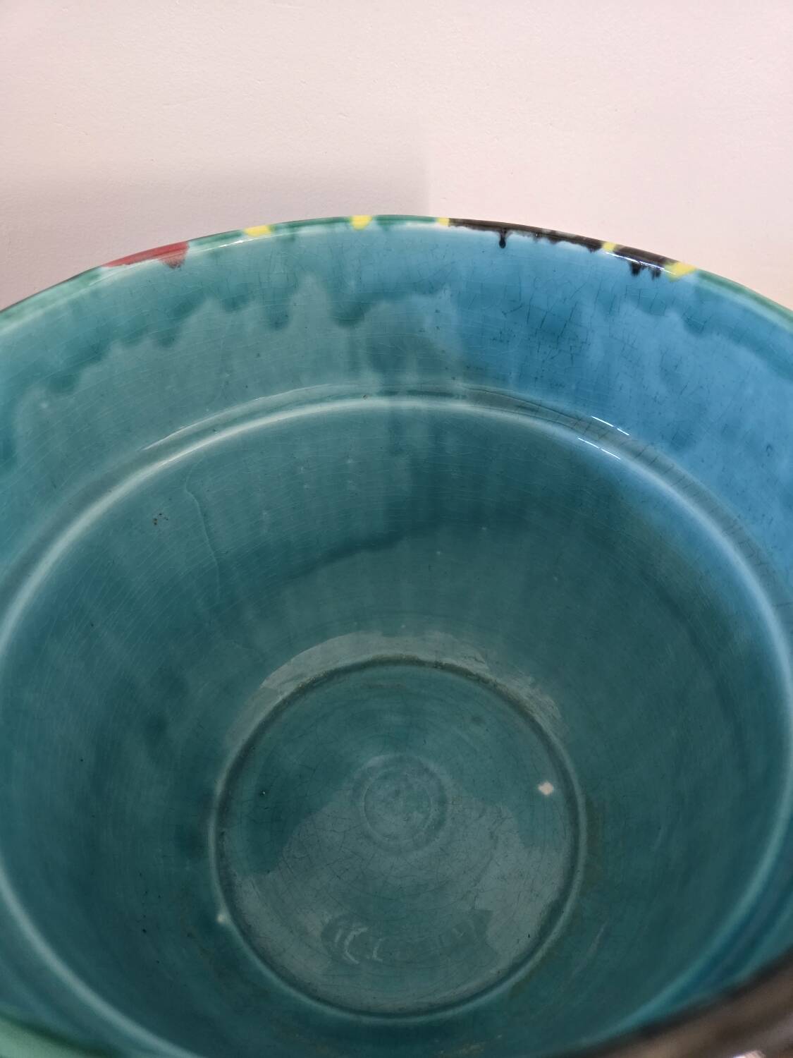 Large cache pot Orchies France