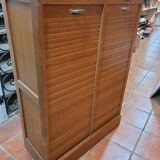 Double binder with curtains