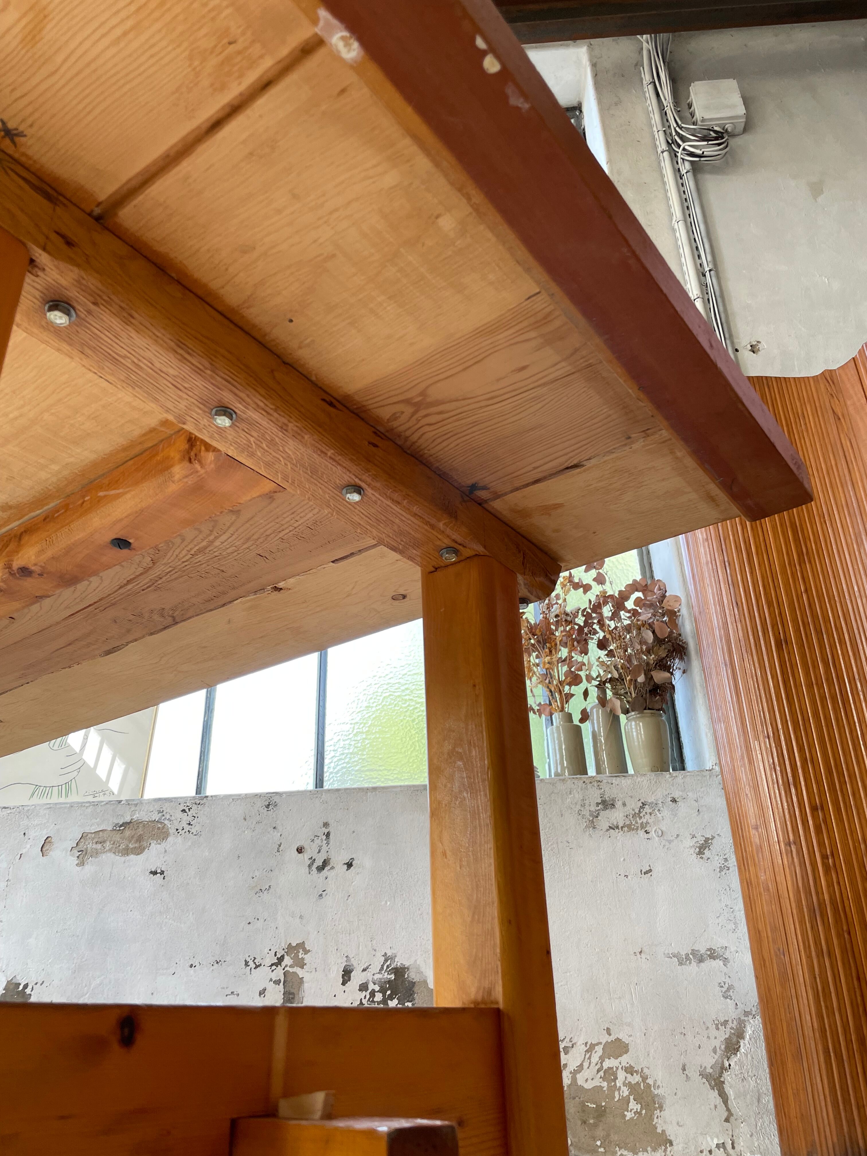 Mountain furniture table in pine 2m