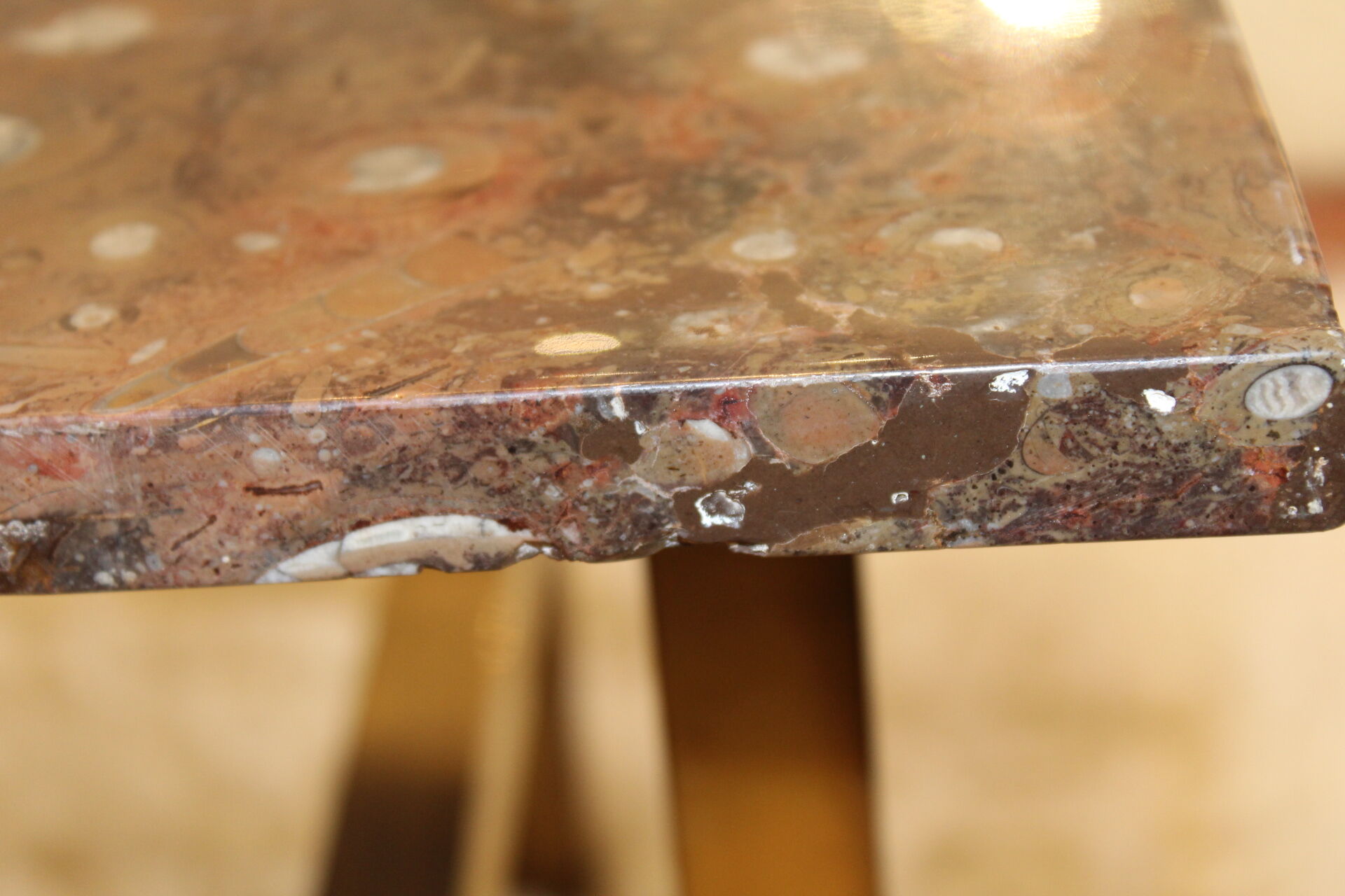 Black stone coffee table foot brass 70s