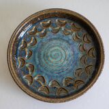Ceramic plate in modernist art by Michael Andersen, Denmark, 1960s.