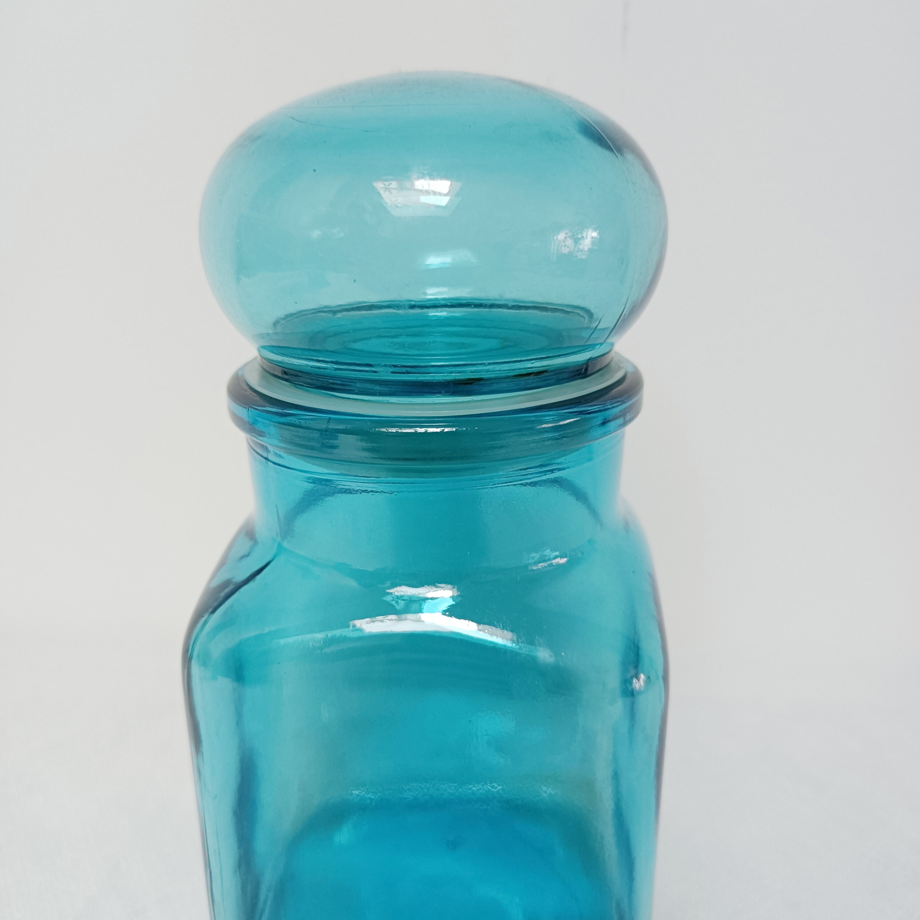 Set of 3 blue glass apothecary jars