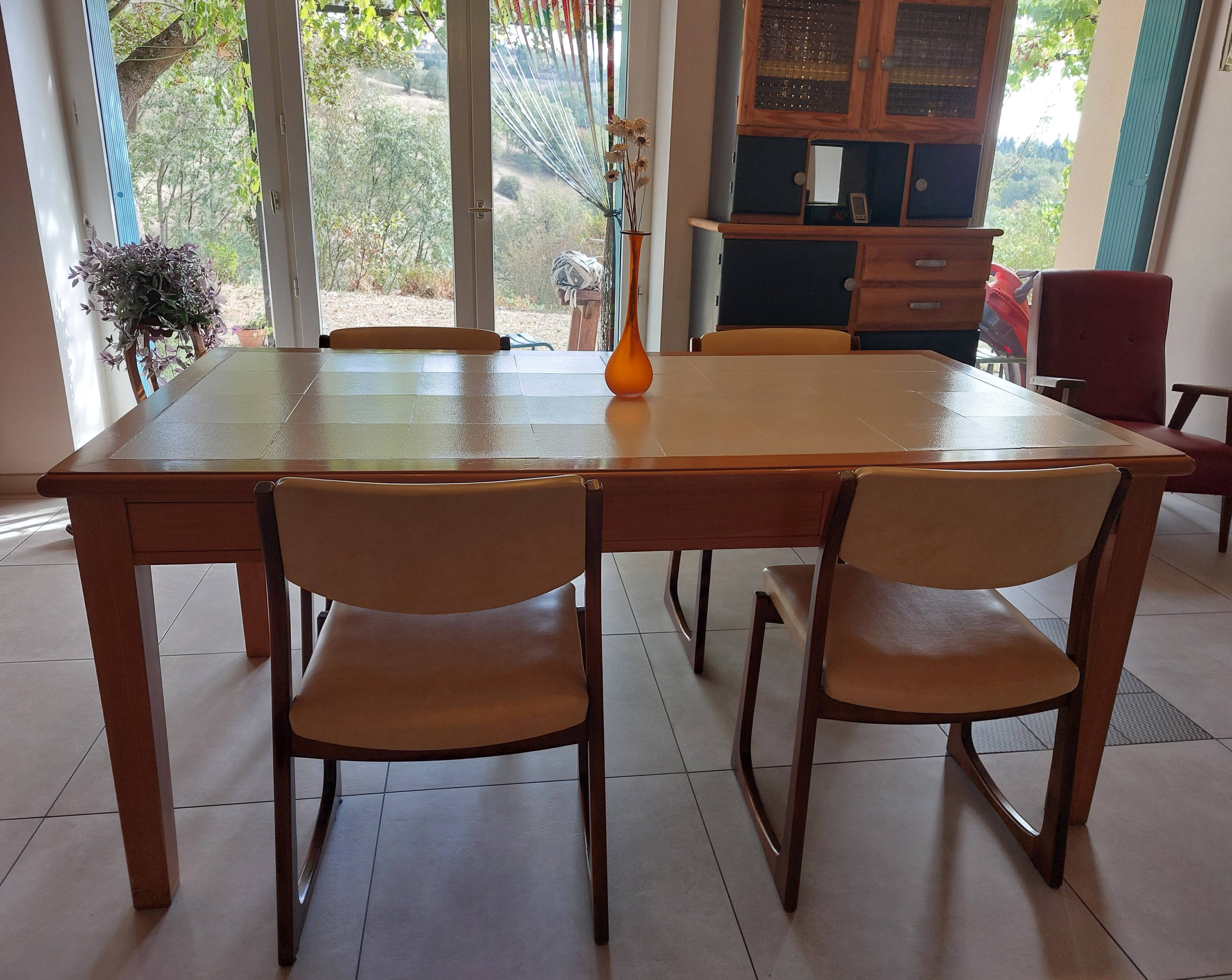 4 sled chairs, vintage