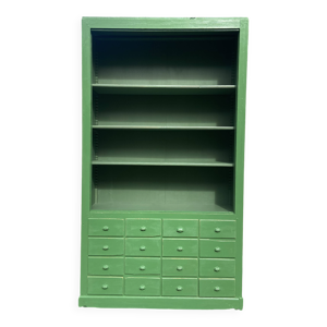 meuble de quincaillerie