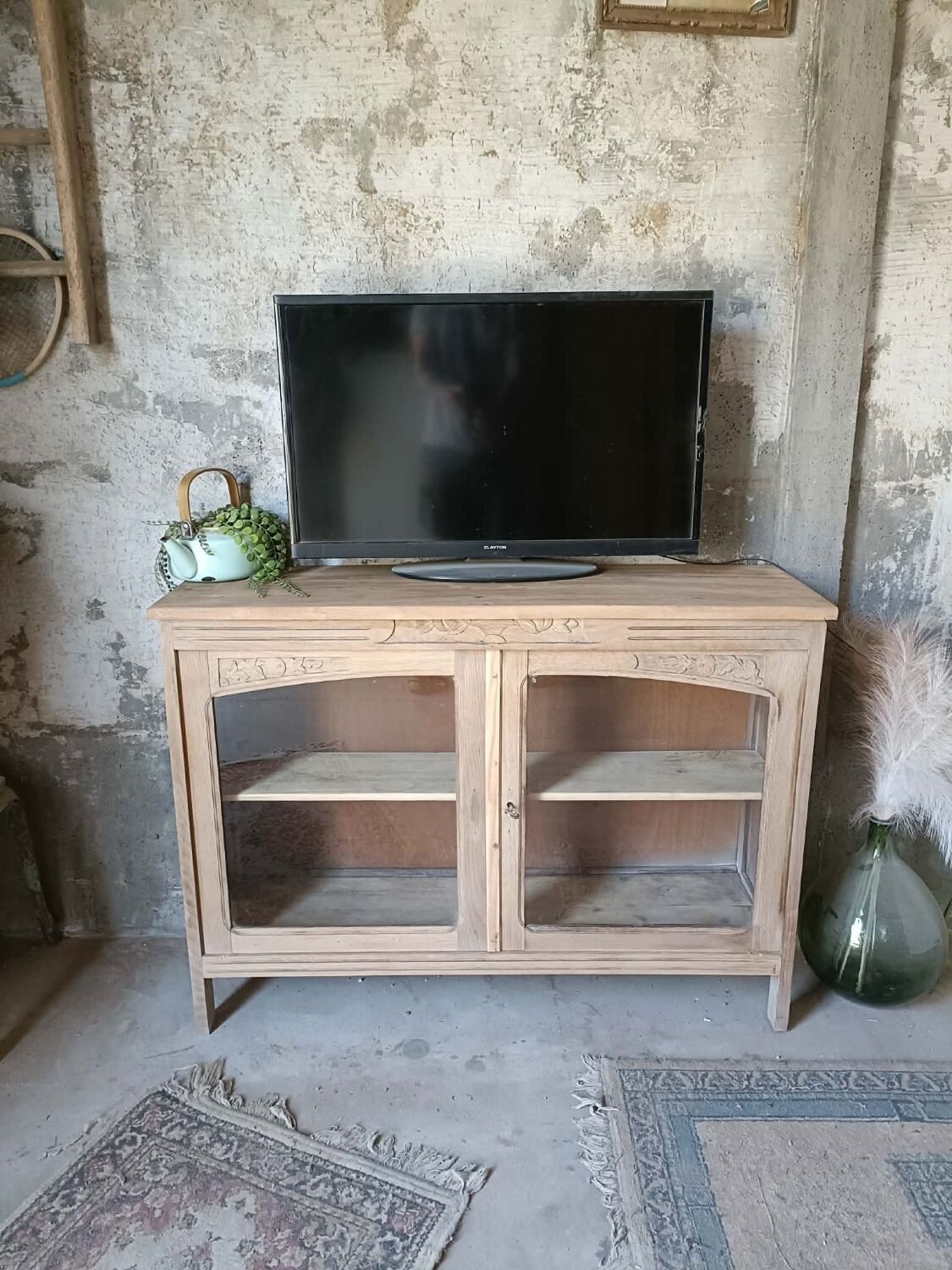 Display cabinet
