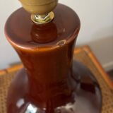 Ceramic lamp with hooked lampshade