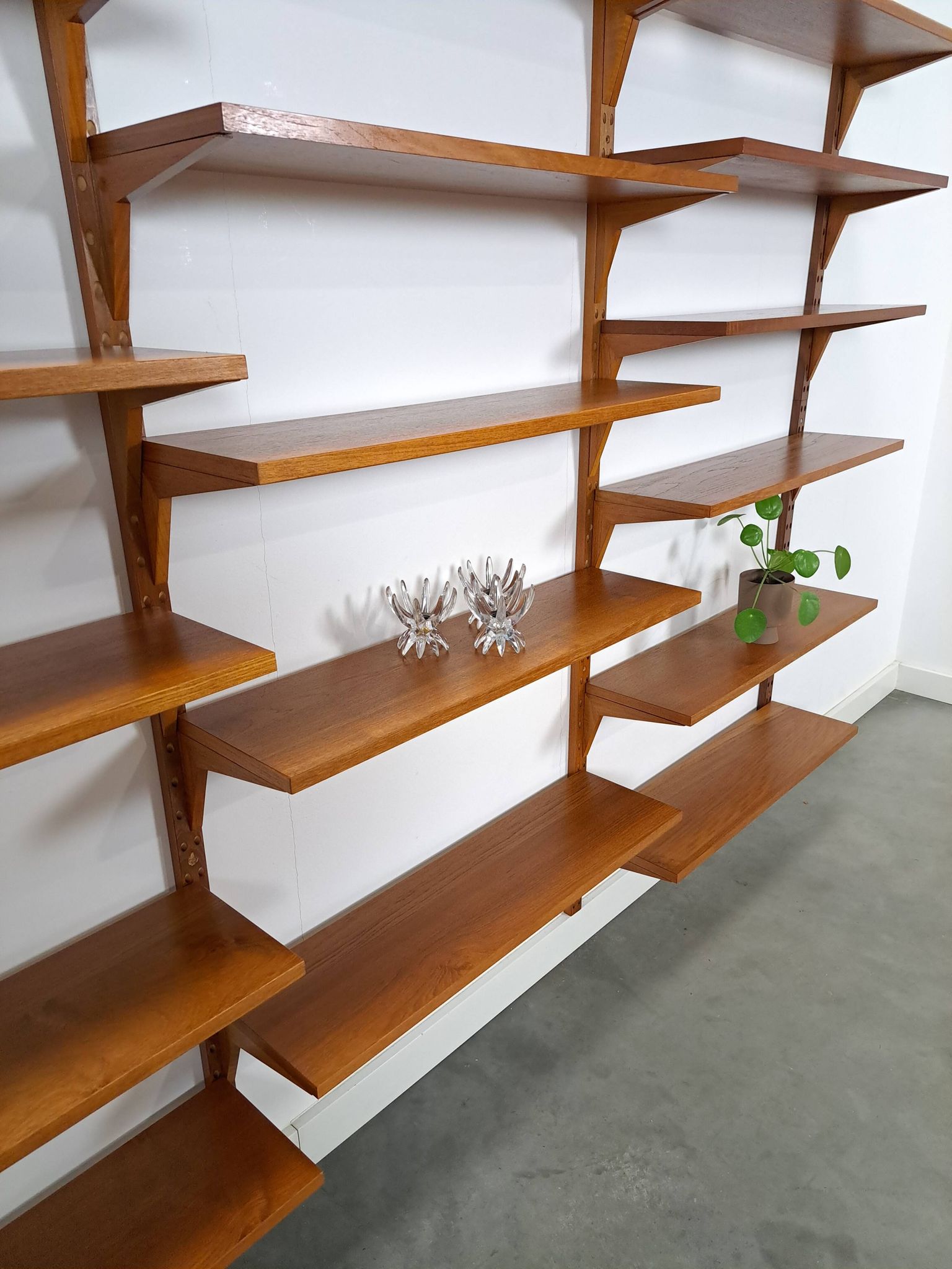 Deens Poul Cadovius Royal System modulair teak wandsysteem Cado