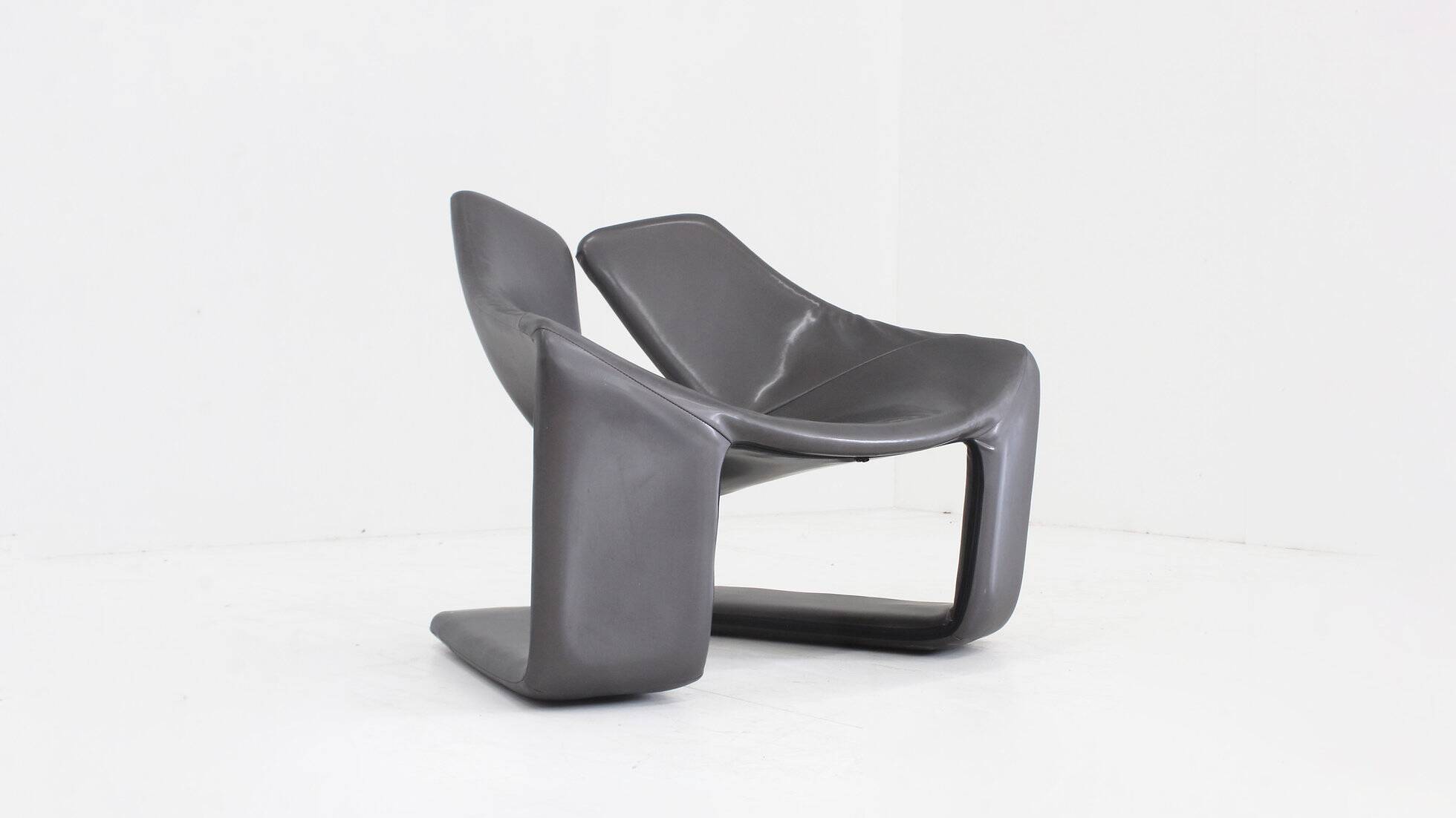 Chaise longue zen Kwok Hoi Chan de Steiner