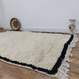Handcrafted Moroccan Berber Rug 195 X 138 CM