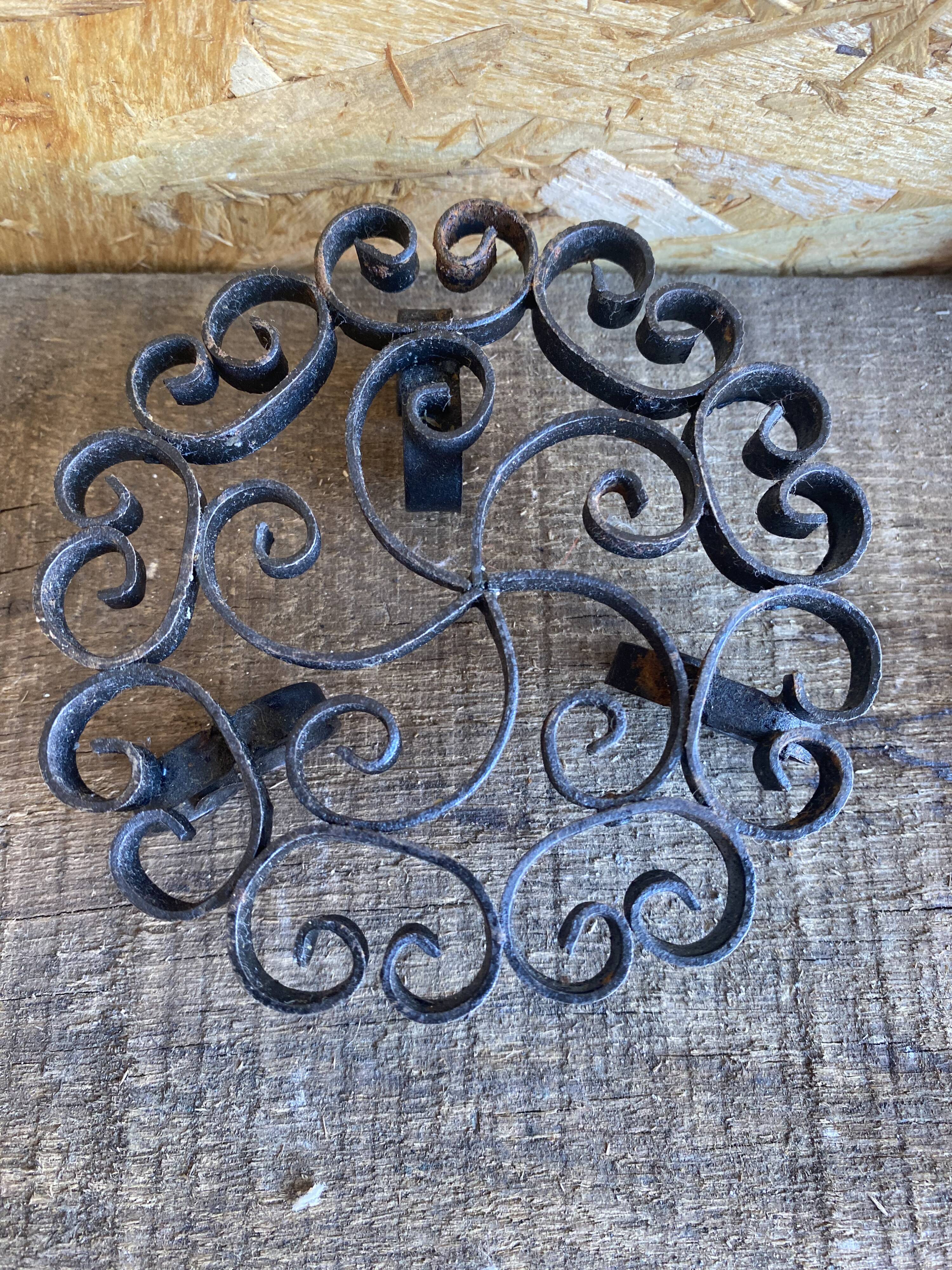 Service Table Table Mat + 8 Antique Black Wrought Iron Knife Holders
