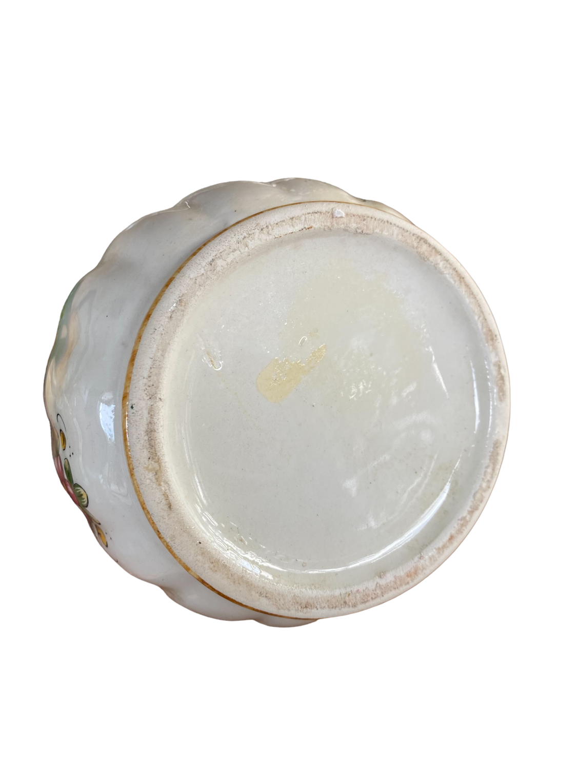 Vase with flowery decorations