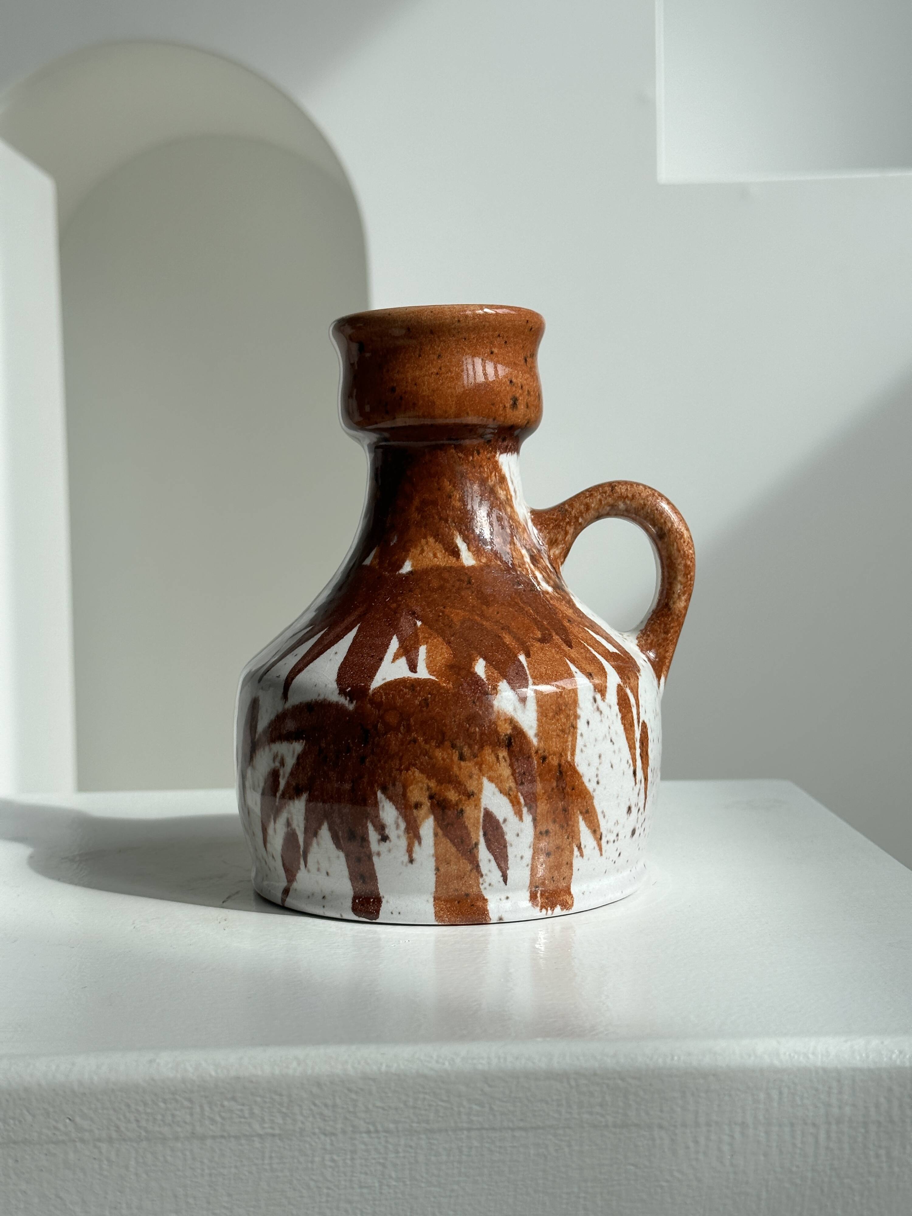 Small white and brown vase or pitcher West Germany H:15cm D:10.5cm