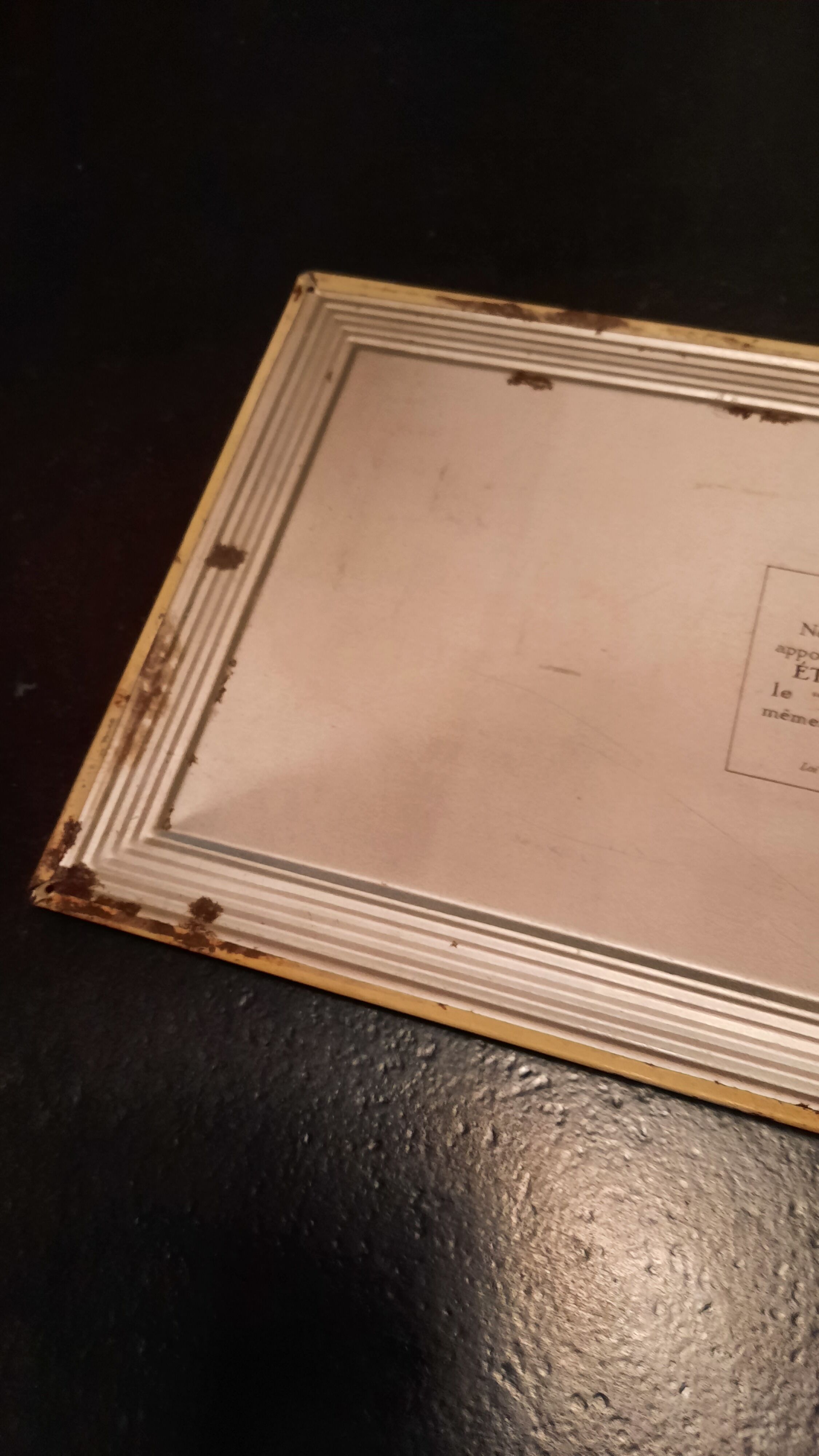 Advertising painted plaque