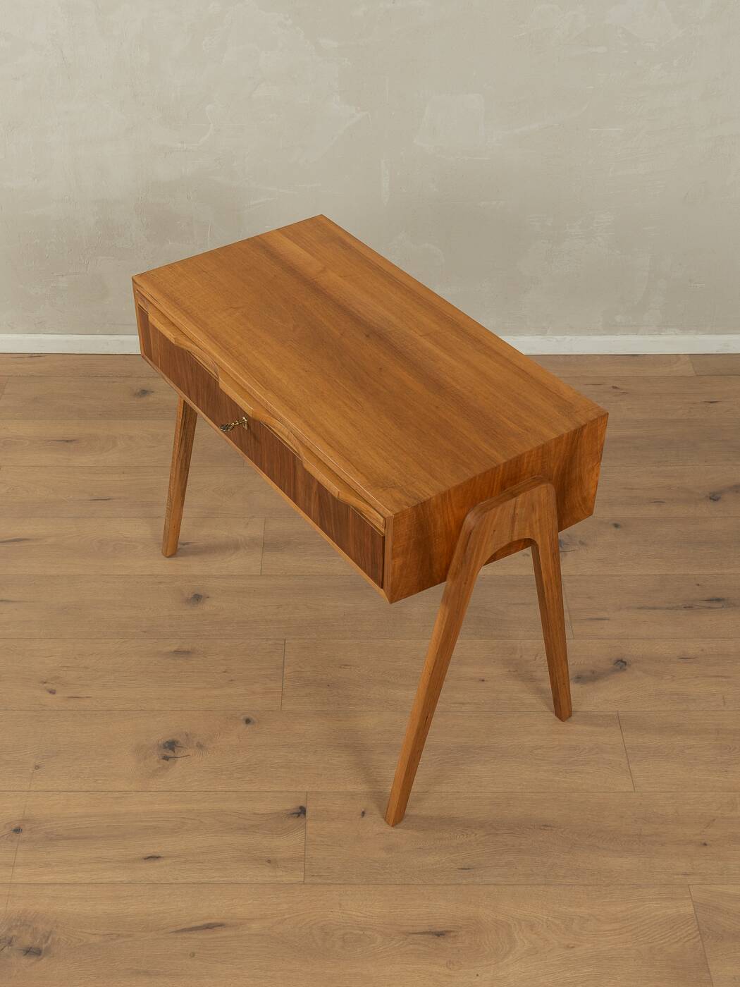 Unique hairdresser, 1950s