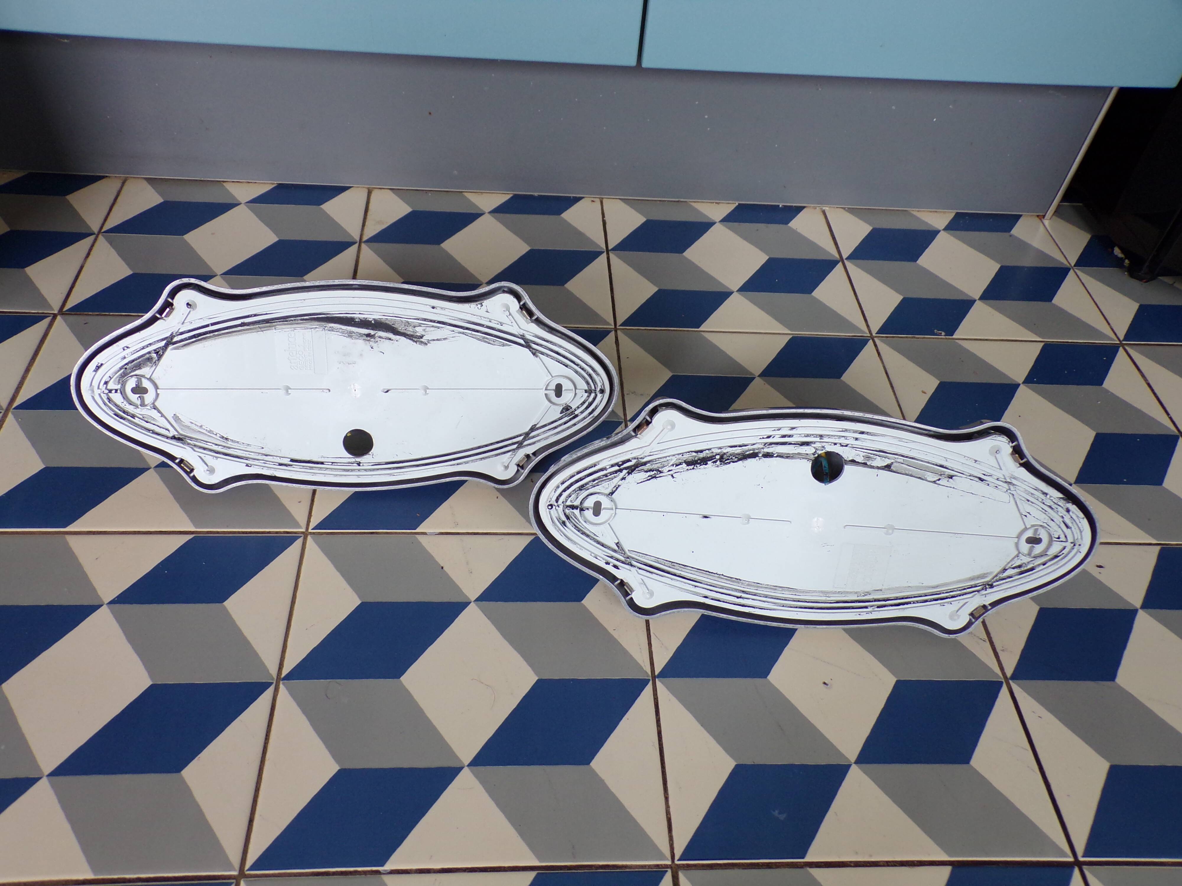 Pair of Arteluce Geco 1 wall lights