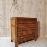 Oak chest of drawers