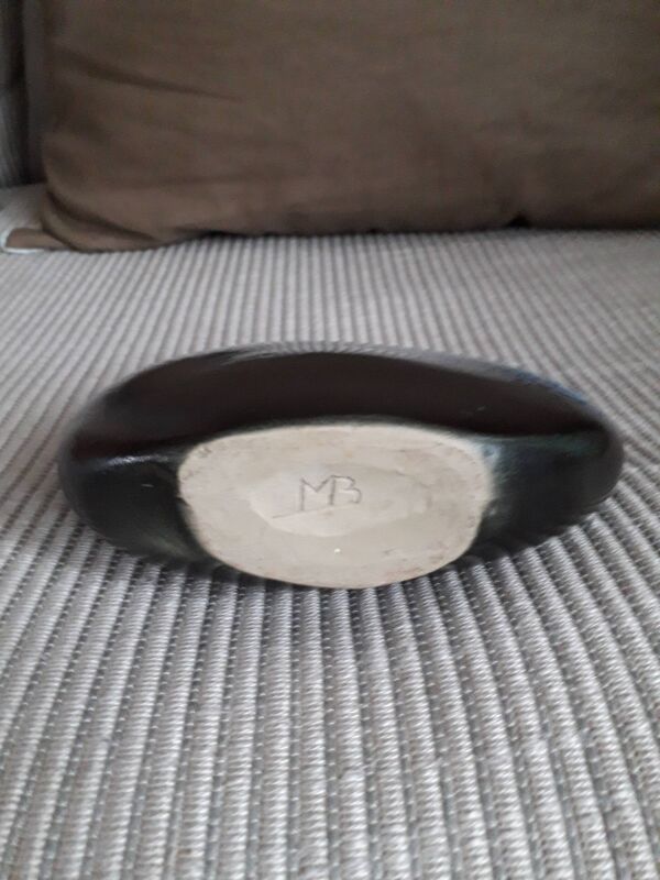 Vase vintage très original signé
