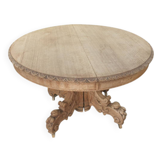 Table with central leg in solid oak, natural wood, carved base