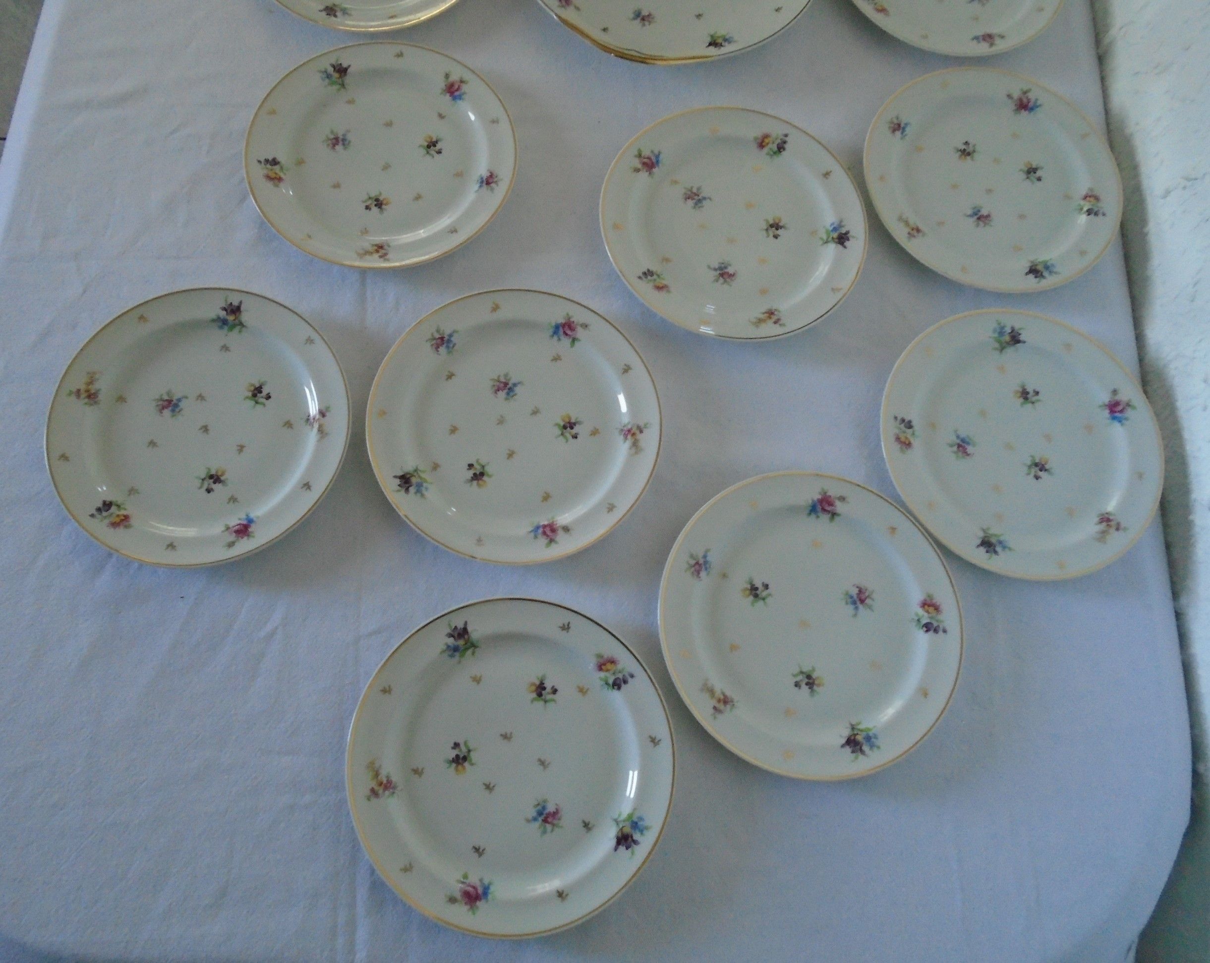 10 plates and 1 dessert dish porcelain desserts from Limoges small flowers