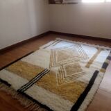 Handmade Moroccan rug, Berber wool rug 150/250 cm.