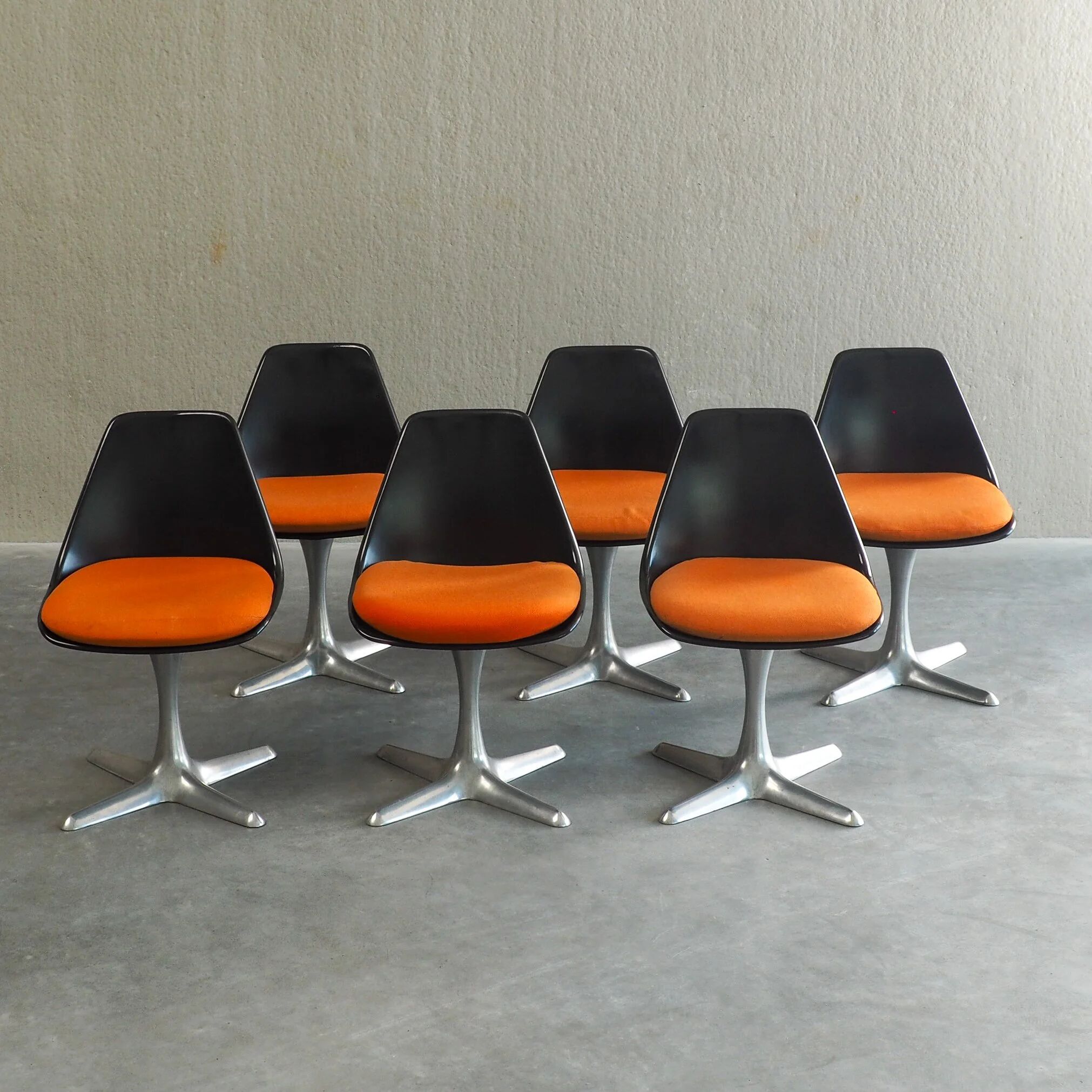 Space Age dining set by Maurice Burke for Arkana