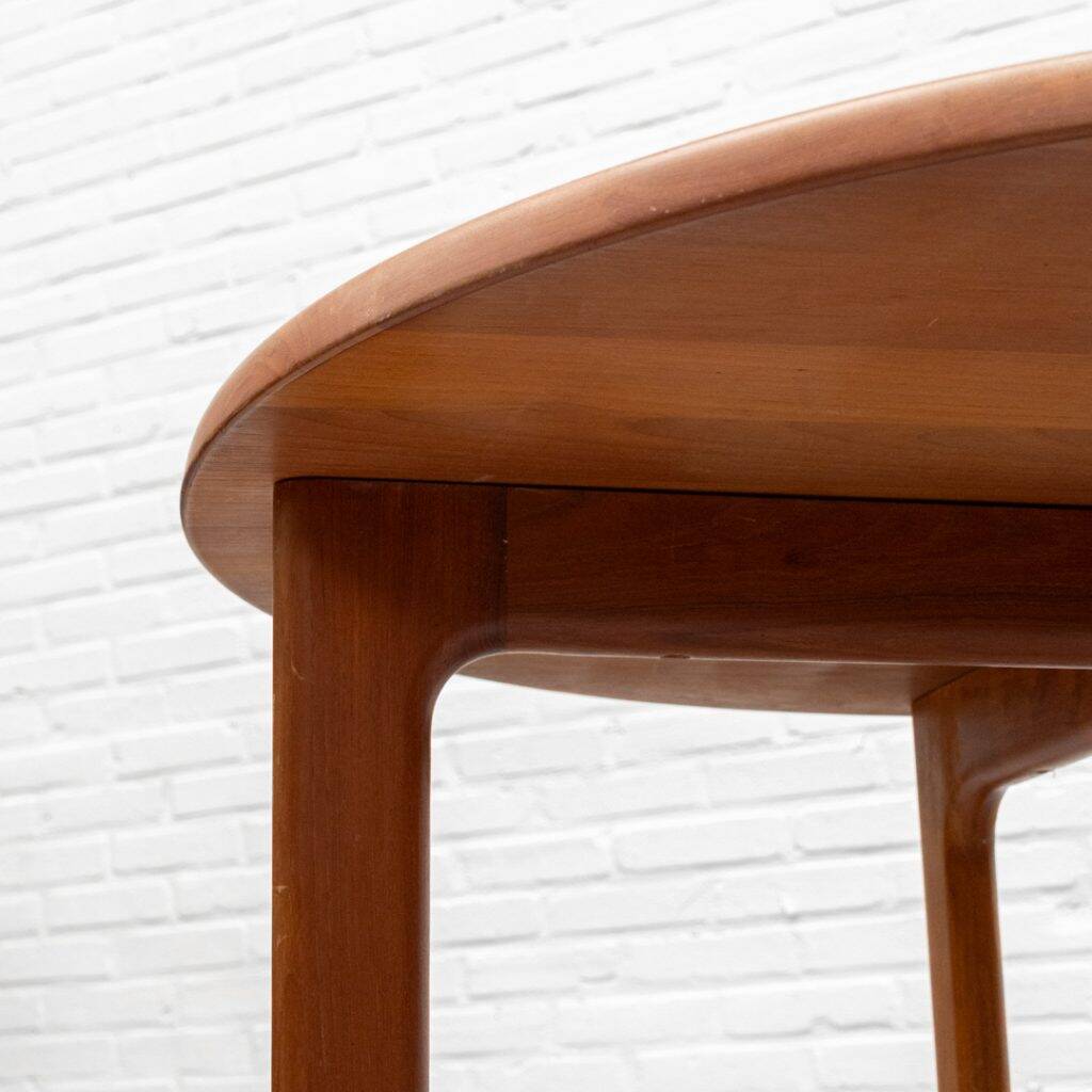 Table basse danoise Niels Bach des années 1960