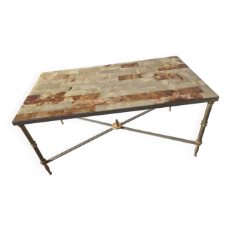 Table basse vintage en marbre et laiton – style classique chic
