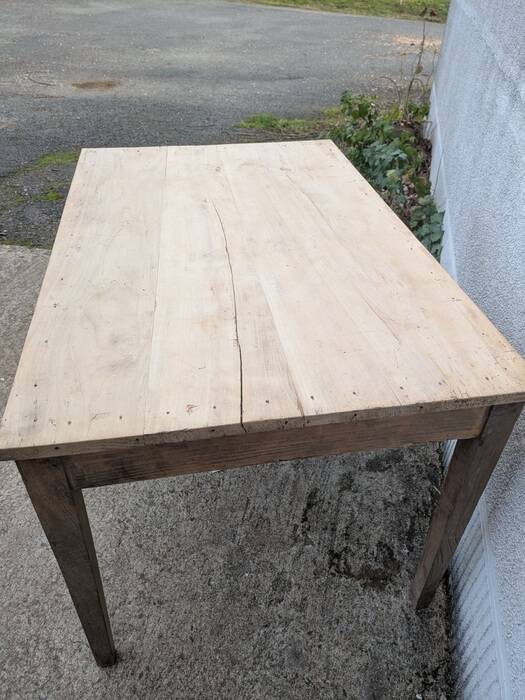 Farmhouse table