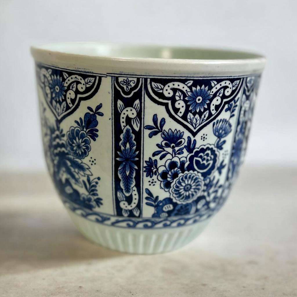 Vintage flowerpot 'delft blue'