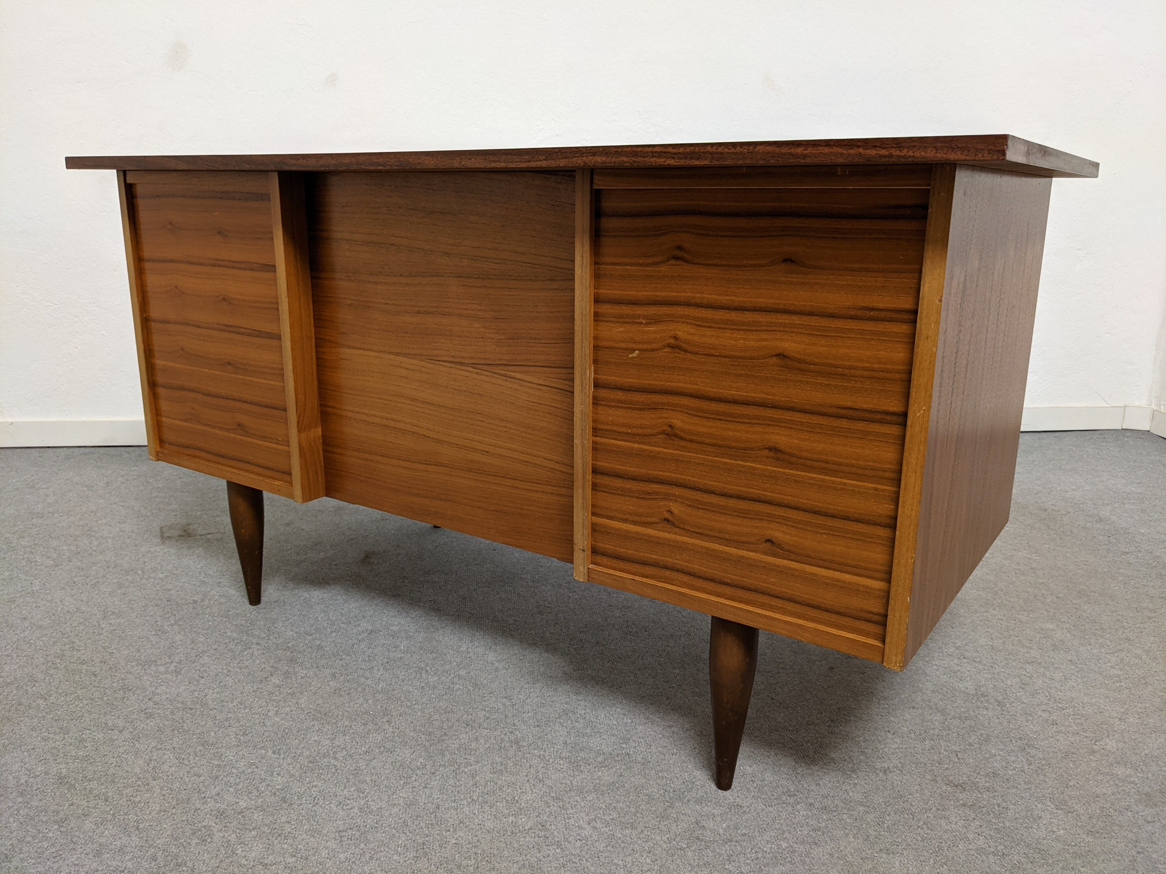 Office of the 50s/60s
