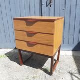 Scandinavian style bedside/chest of drawers, Europa