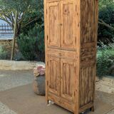 Standing man's wardrobe