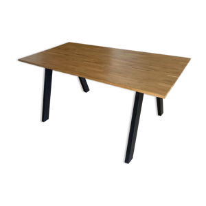 Table basse en bois chêne