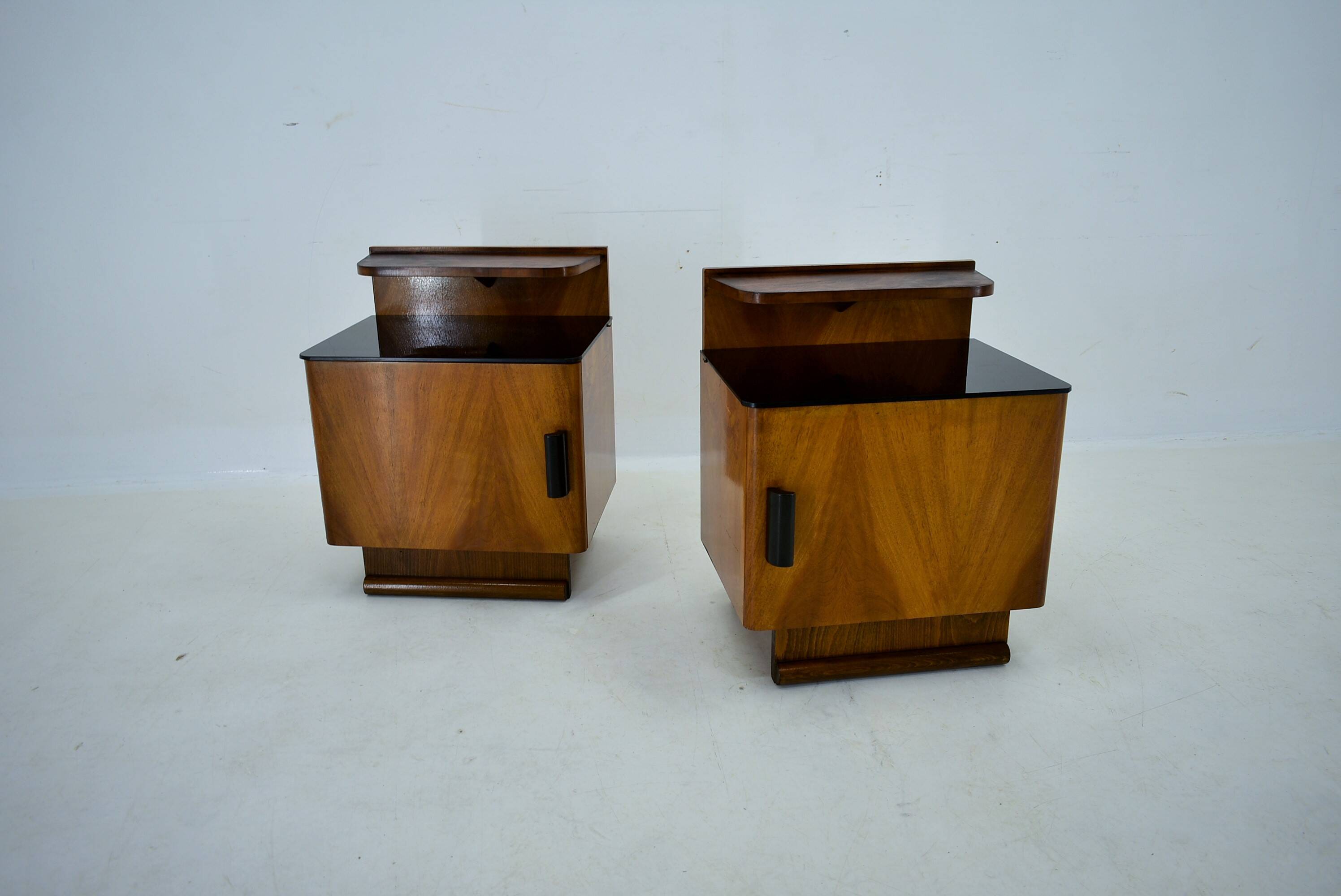 Pair of Midcentury Czechoslovakian Bedside Tables, 1940s